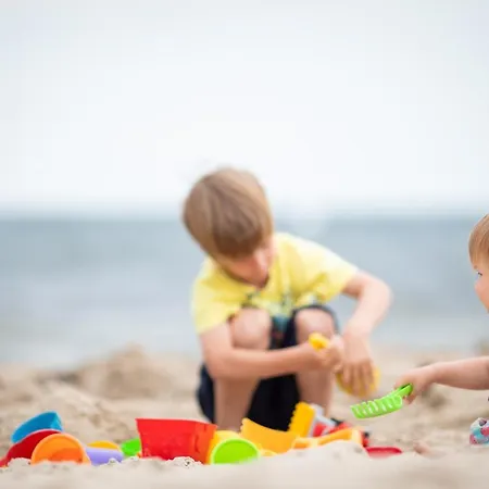 Familien Wellness Seeklause Mit Grossem Abenteuerspielplatz 