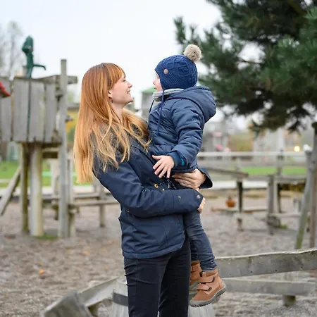 Familien Wellness Seeklause Mit Grossem Abenteuerspielplatz 