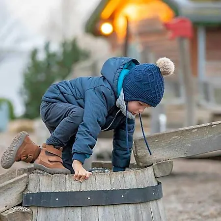 Familien Wellness Hotel Seeklause Mit Abenteuerspielplatz Trassenheide