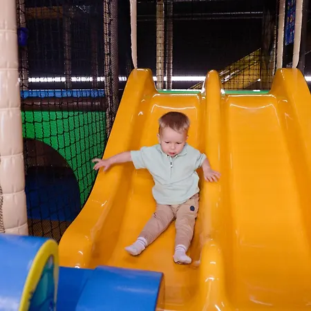 Hotell Familien Wellness Seeklause Mit Abenteuerspielplatz Trassenheide