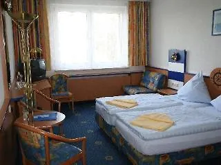 Familien Wellness Seeklause Mit Abenteuerspielplatz 4*