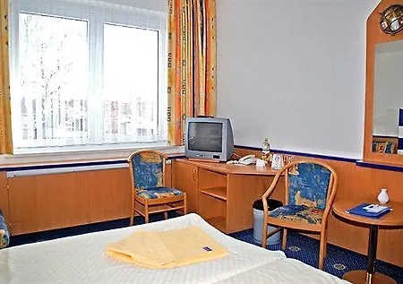 Familien Wellness Seeklause Mit Abenteuerspielplatz