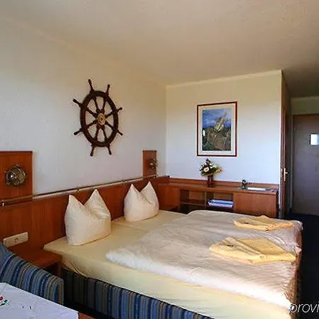 Familien Wellness Seeklause Mit Grossem Abenteuerspielplatz 