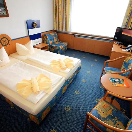 Familien Wellness Seeklause Mit Abenteuerspielplatz Hotel Trassenheide