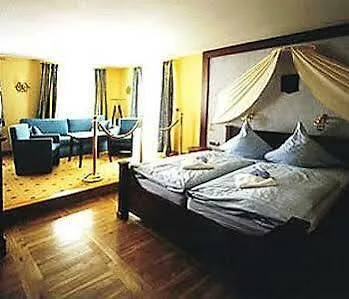 Familien Wellness Hotel Seeklause Mit Abenteuerspielplatz Trassenheide