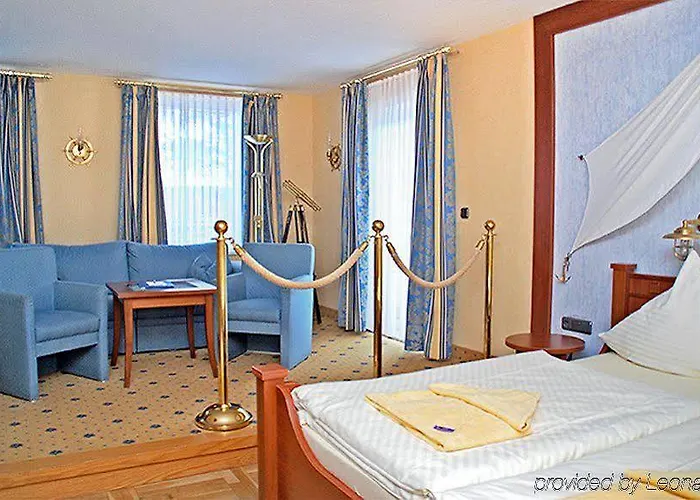 Familien Wellness Seeklause Gmbh & Cokg Mit Grossem Abenteuerspielplatz 