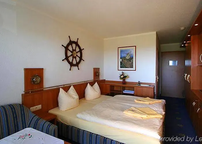 Familien Wellness Seeklause Gmbh & Cokg Mit Grossem Abenteuerspielplatz 